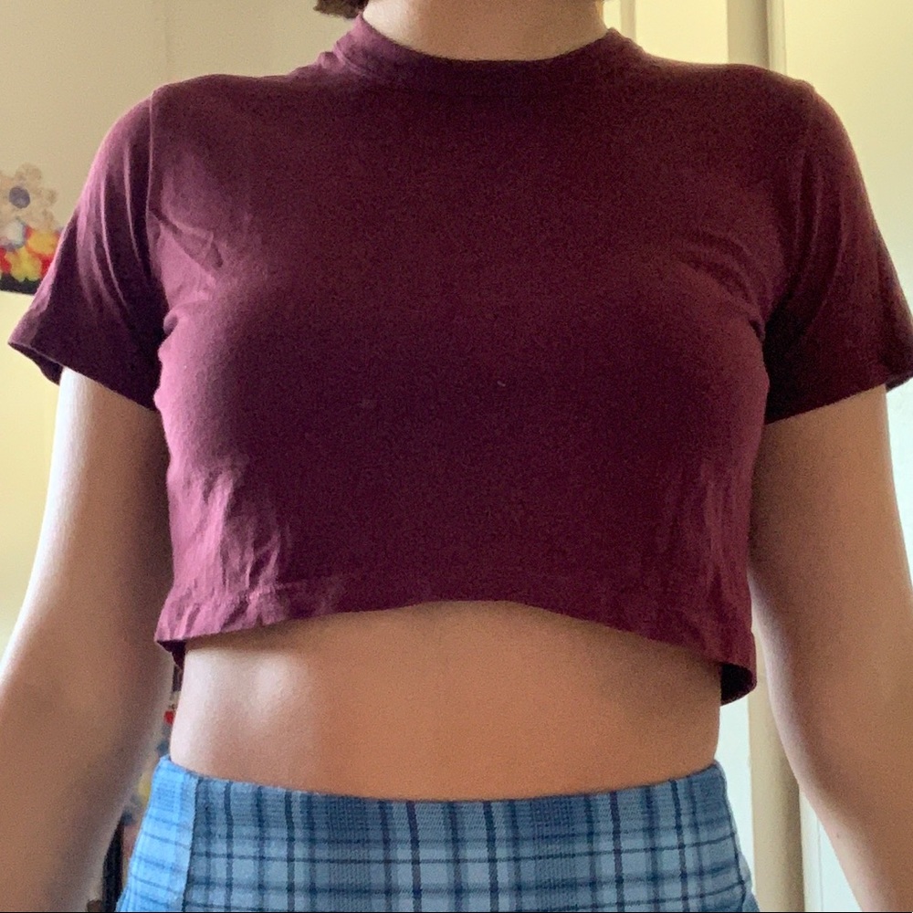 cute cropped tee